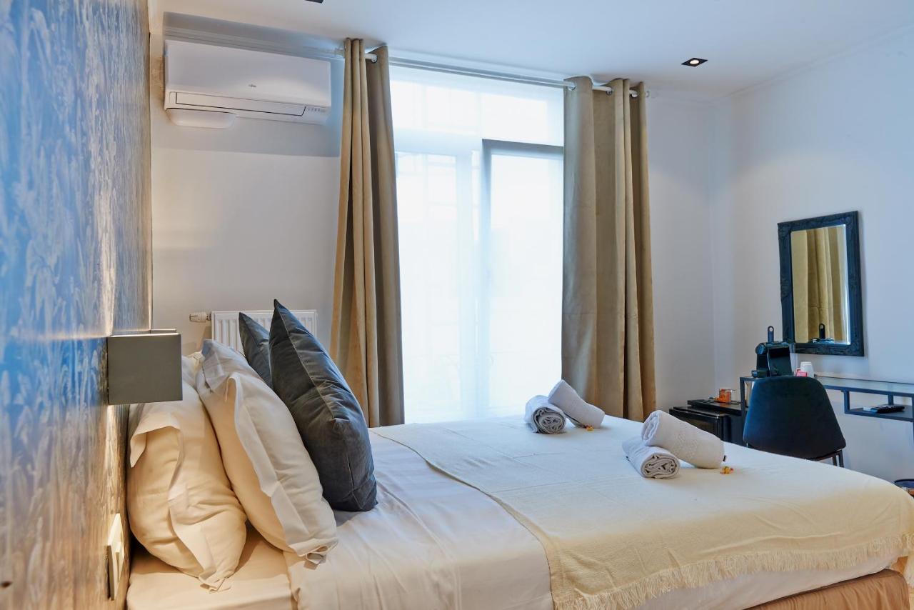 Hotel Les Ecrins Brussel Bagian luar foto